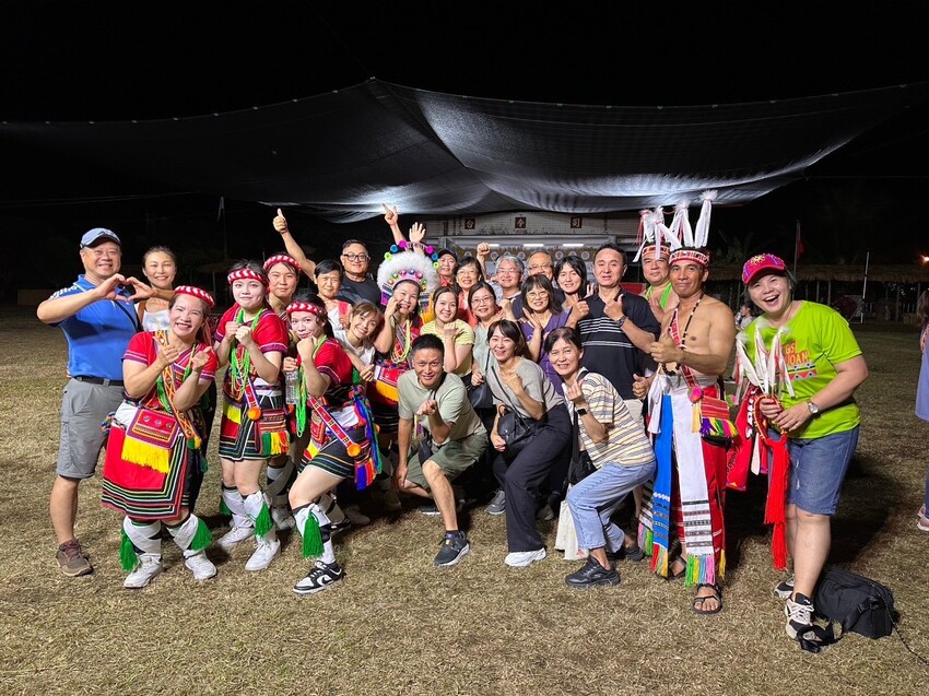 2023阿美族豐年祭！吉娜魯岸我回來啦～一同歡唱一起舞動吧！歡迎跟我一起來參加鳳信部落的歲時祭儀！（內有飲酒議題,飲酒過量有害健康喔） @圍事小哥的幸福相框