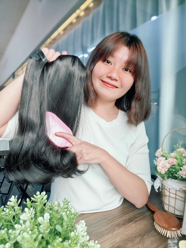 開箱實測｜施魔梳NuWay 4HAIR®｜美國獨家設計全球熱賣魔法梳｜梳髮10秒瞬間擁有澎鬆順秀髮｜竟然連假髮都可以梳順 - 萍姐愛分享