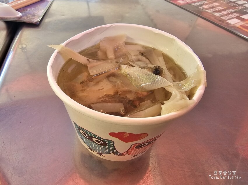 清境農場｜青青草原看綿羊秀及馬術秀 . 走走天空步道 . 逛逛小瑞士花園 🌱豆芽愛玩在南投