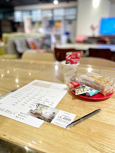 全台多間分店『H&D東稻家居』推薦沙發，也有電動床、獨立筒床墊 、涼感床墊 、乳膠床墊 ，訂製沙發推薦，小資族家具店。