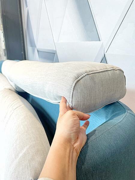 全台多間分店『H&D東稻家居』推薦沙發，也有電動床、獨立筒床墊 、涼感床墊 、乳膠床墊 ，訂製沙發推薦，小資族家具店。