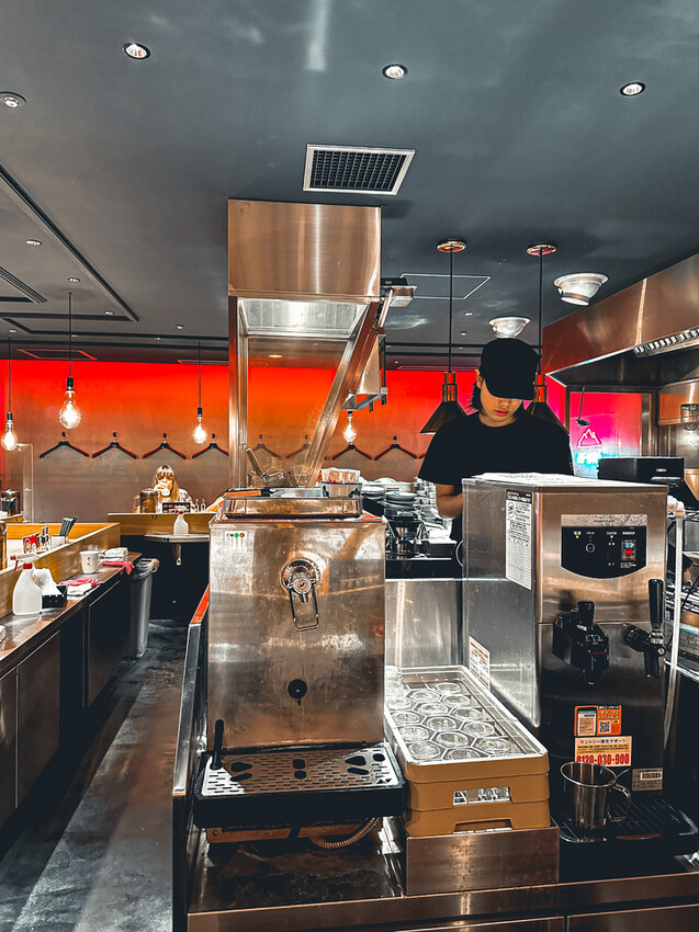 【日本.東京】吃在東京,《新宿阿夫利辛紅SUBNADE》不僅