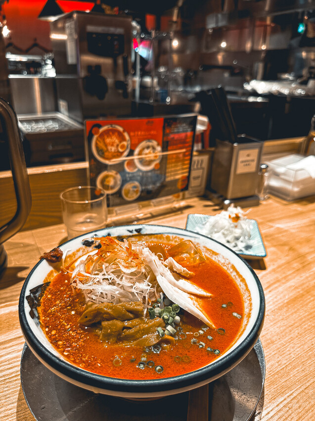 【日本.東京】吃在東京,《新宿阿夫利辛紅SUBNADE》不僅