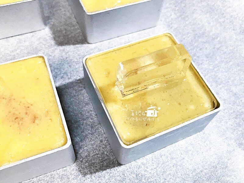 烘焙筆記│鳳凰酥，鳳梨餡有鹹蛋黃作伴香酥滋味更好吃