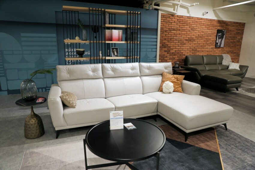 新北家具｜H&D 東稻家居（新莊門市） 沙發、床墊平價傢俱品牌推薦！提供免費家具配置、室內設計服務 - 奇奇一起玩樂趣