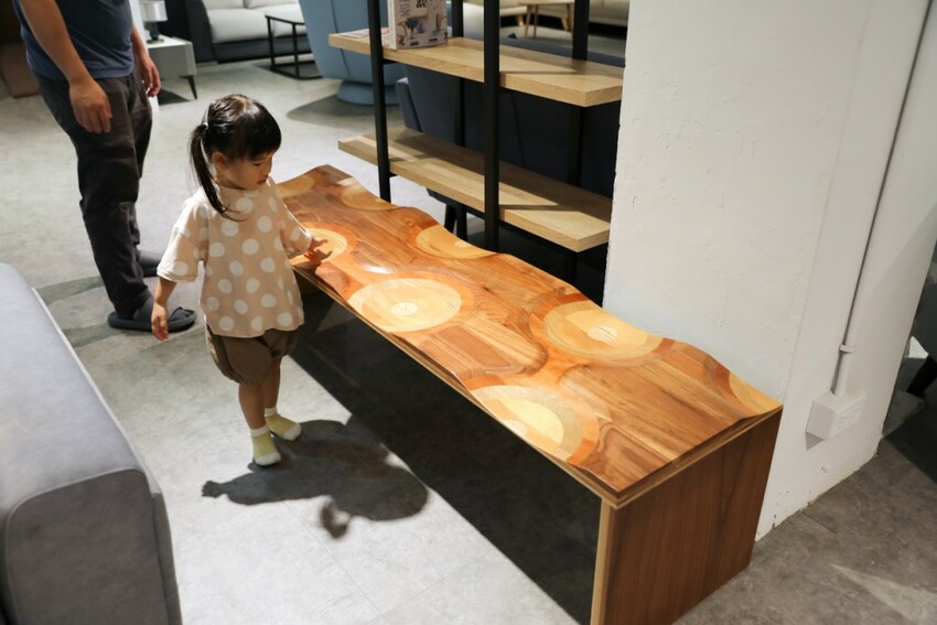 新北家具｜H&D 東稻家居（新莊門市） 沙發、床墊平價傢俱品牌推薦！提供免費家具配置、室內設計服務 - 奇奇一起玩樂趣