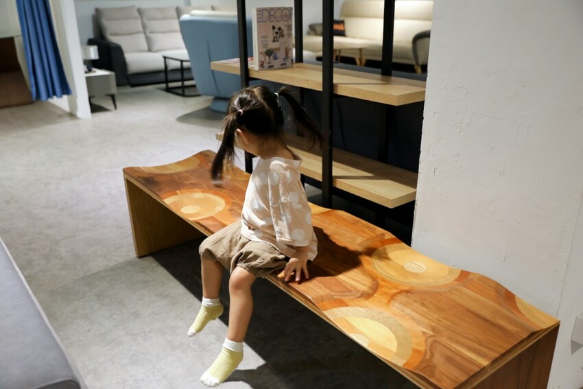 新北家具｜H&D 東稻家居（新莊門市） 沙發、床墊平價傢俱品牌推薦！提供免費家具配置、室內設計服務 - 奇奇一起玩樂趣