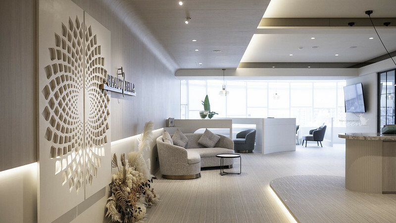 極緻美妍會館 Beauty Bella-台中旗艦店 ，免費招待茶飲咖啡都是嚴選啊！