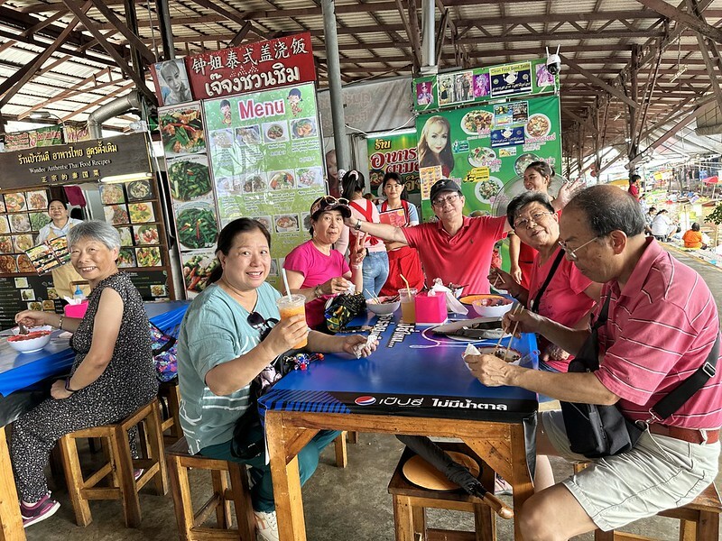 【亞洲，泰國，曼谷】曼谷近郊的水上市場～丹嫩莎朵水上市場（Damnoen Saduak Floating Market），疫情後終