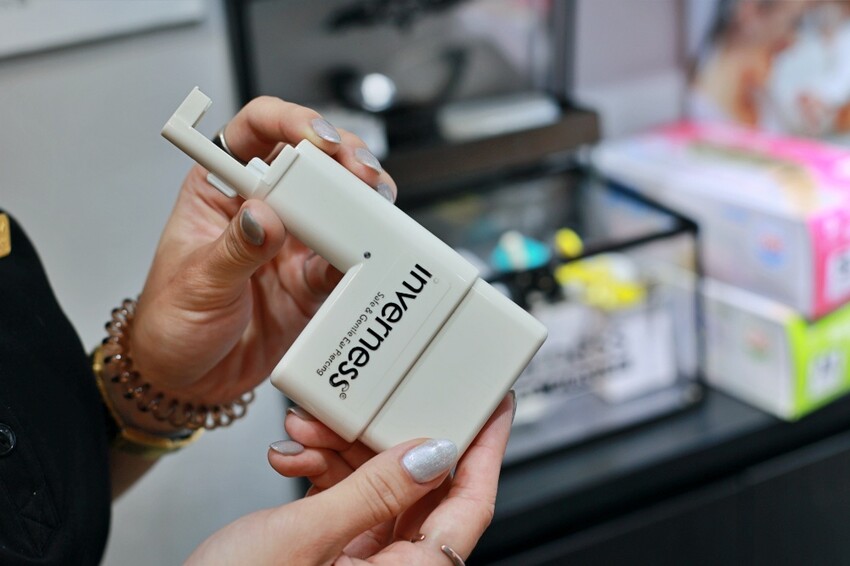 台中破銅爛鐵飾品店一中店︱原創純銀飾品～專業穿耳安全衛生，材質14k金.醫療鋼材質可選擇