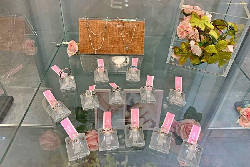 台中破銅爛鐵飾品店一中店︱原創純銀飾品～專業穿耳安全衛生，材質14k金.醫療鋼材質可選擇