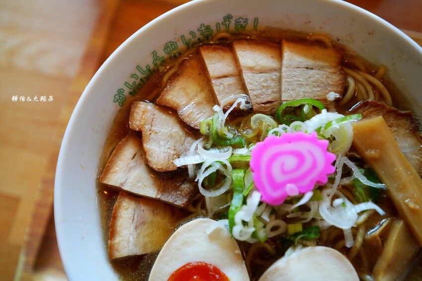 沖繩自由行 ❙ 煮干し中華そば かいしんのいちげき，超濃郁沙