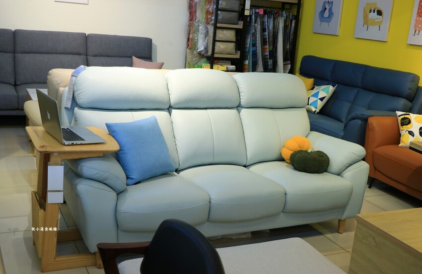 【新北家具推薦】億家具批發倉庫 五股門市‧全台連鎖14家門市，平價客製化沙發，時尚精品就在億家俱 - 敦 小 蓮の食旅錄