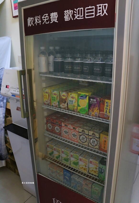 【新北家具推薦】億家具批發倉庫 五股門市‧全台連鎖14家門市，平價客製化沙發，時尚精品就在億家俱 - 敦 小 蓮の食旅錄