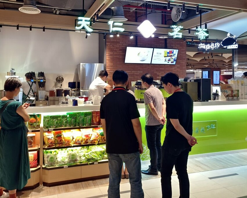 【新店】裕隆城．美食、餐廳懶人包!停車、交通整理!