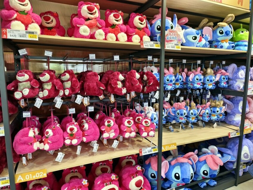 【嘉義旅遊】KHTOY絨毛玩偶旗艦館．超夯娃娃好拍又好買!