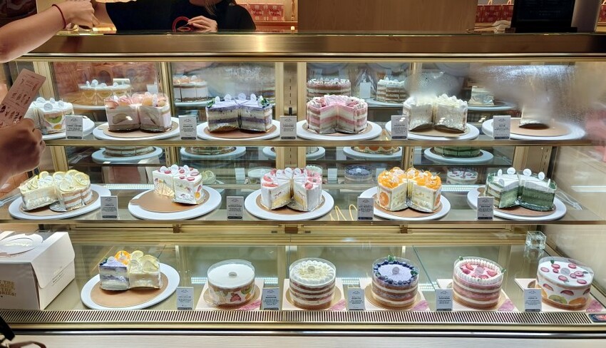 【新店】裕隆城．美食、餐廳懶人包!停車、交通整理!