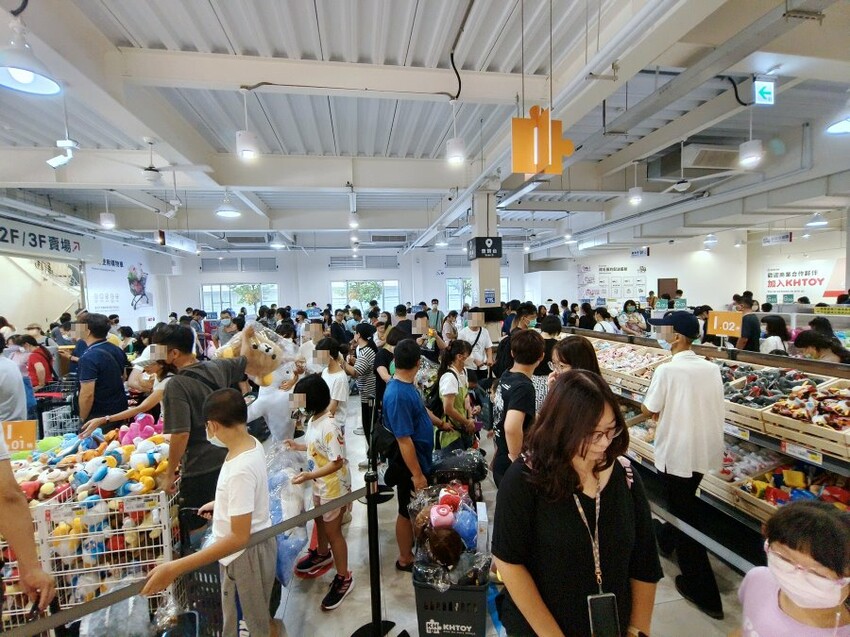 【嘉義旅遊】KHTOY絨毛玩偶旗艦館．超夯娃娃好拍又好買!