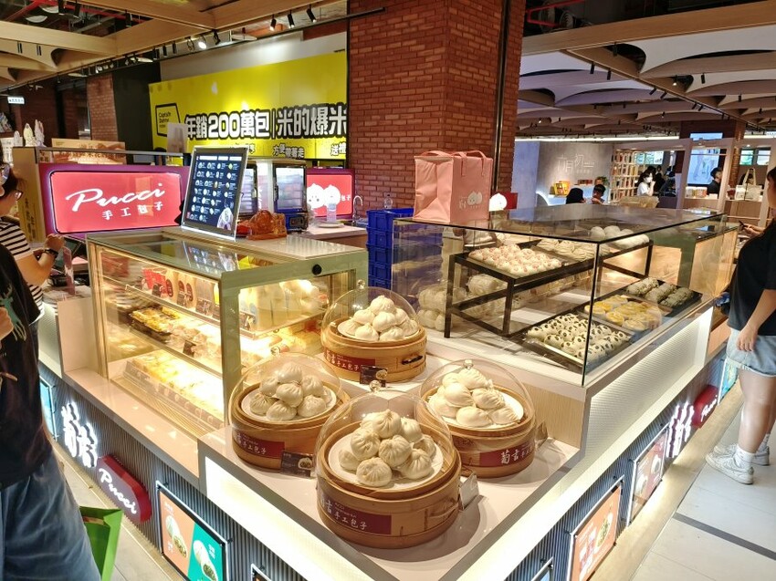 【新店】裕隆城．美食、餐廳懶人包!停車、交通整理!