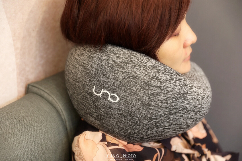 辦公旅行外出的好夥伴!四種顏色可以選人體工學頸枕推薦|UNO® VOYAGE Rough 多功能行旅頸枕