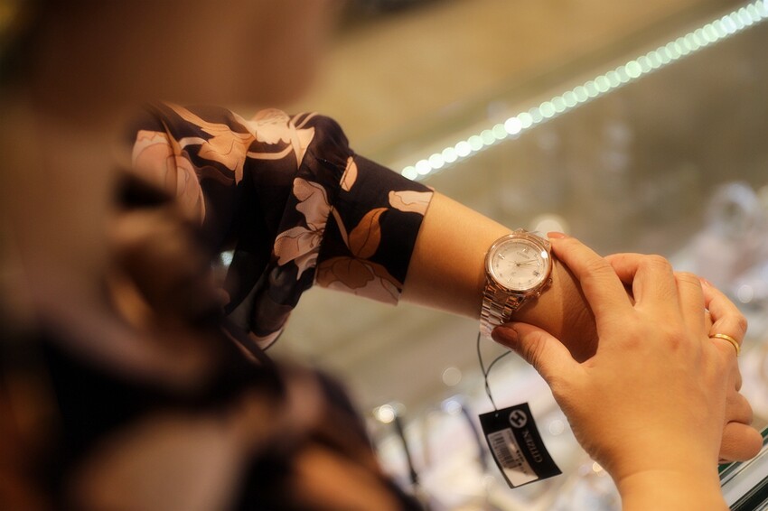 第一次買精品手錶就上手 多種精品名錶任你挑選!2023新光三越台中中港店 百貨公司週年慶citizen星辰錶 sei