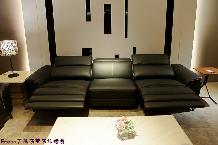 高雄傢俱【晶華傢俱】沃荷高品質沙發超舒服.電動沙發平躺腿枕多角度│高雄沙發│鳥松店 - Fresa芙芮莎♥莎旅憶食