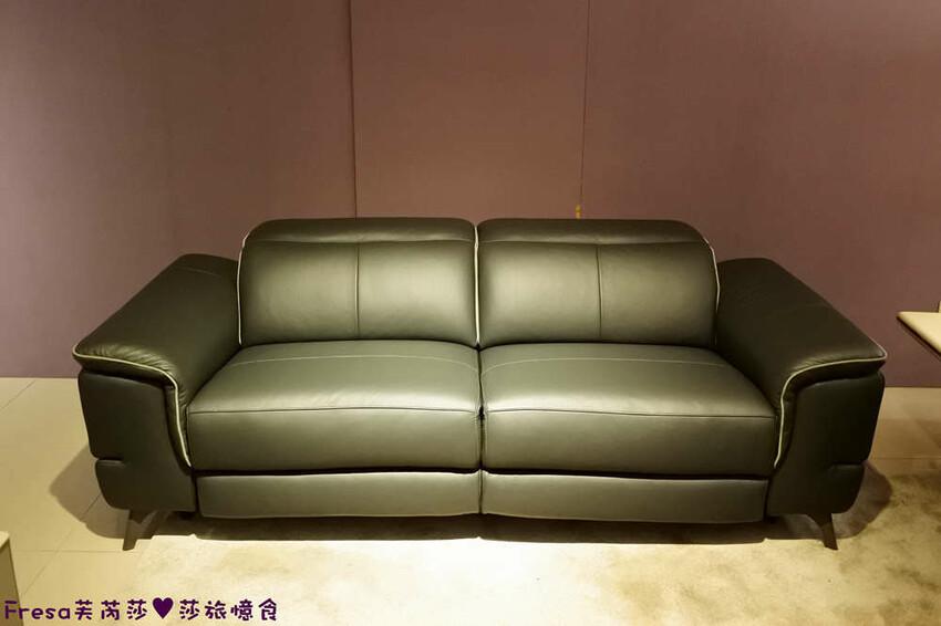 高雄傢俱【晶華傢俱】沃荷高品質沙發超舒服.電動沙發平躺腿枕多角度│高雄沙發│鳥松店 - Fresa芙芮莎♥莎旅憶食