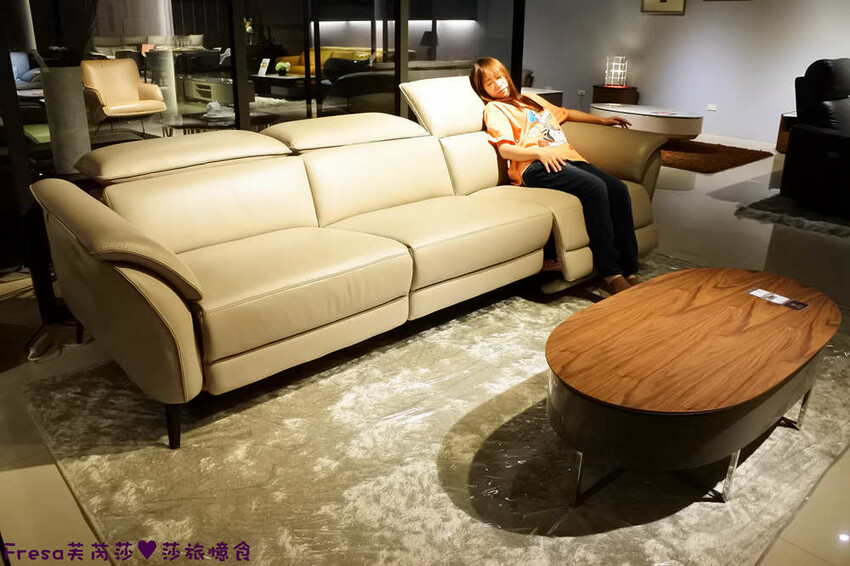 高雄傢俱【晶華傢俱】沃荷高品質沙發超舒服.電動沙發平躺腿枕多角度│高雄沙發│鳥松店 - Fresa芙芮莎♥莎旅憶食