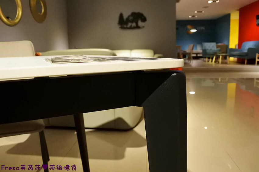 高雄傢俱【晶華傢俱】沃荷高品質沙發超舒服.電動沙發平躺腿枕多角度│高雄沙發│鳥松店 - Fresa芙芮莎♥莎旅憶食