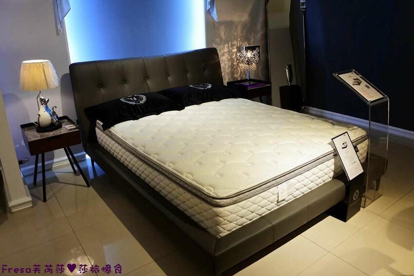 高雄傢俱【晶華傢俱】沃荷高品質沙發超舒服.電動沙發平躺腿枕多角度│高雄沙發│鳥松店 - Fresa芙芮莎♥莎旅憶食