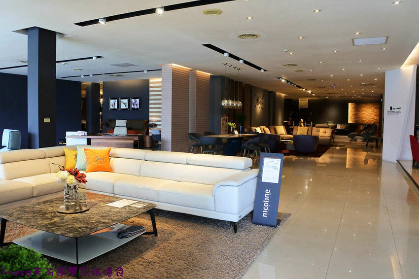 高雄傢俱【晶華傢俱】沃荷高品質沙發超舒服.電動沙發平躺腿枕多角度│高雄沙發│鳥松店 - Fresa芙芮莎♥莎旅憶食