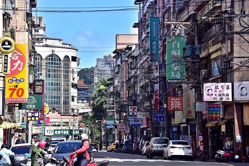 揭開基隆【暖暖】的神秘面紗:基隆河與山巒環繞,自然景觀與在地風情迷人的小鎮