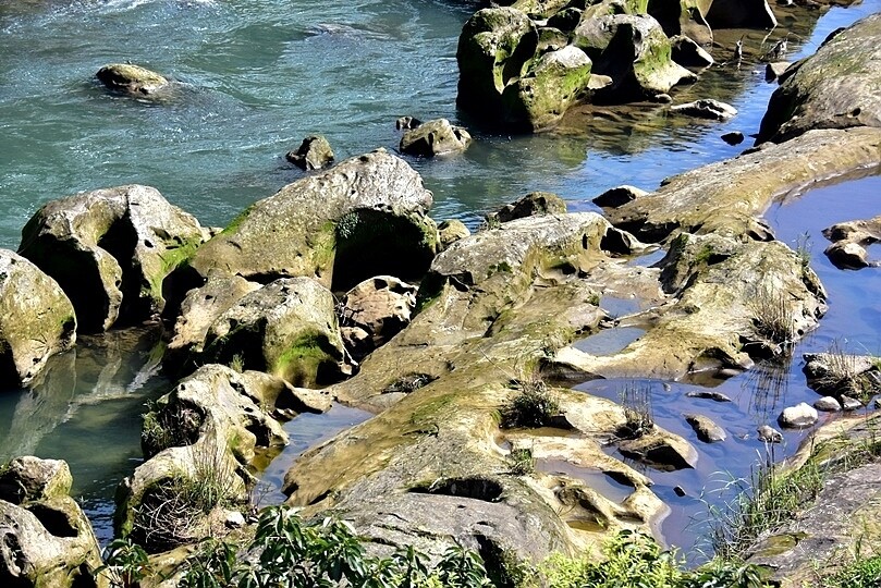 揭開基隆【暖暖】的神秘面紗:基隆河與山巒環繞,自然景觀與在地風情迷人的小鎮