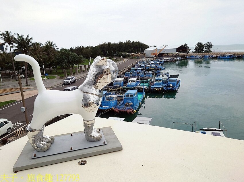 看海美術館 船仔貓屏東展 一個充滿奇幻色彩和療癒能量的異想世