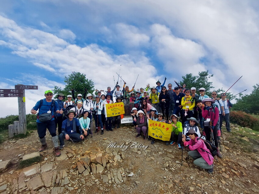【南投景點】麟趾山-鹿林山-鹿林前山O型縱走，塔塔加健行一日遊，免申請眺望玉山群峰！ - 貪吃猴的幻想