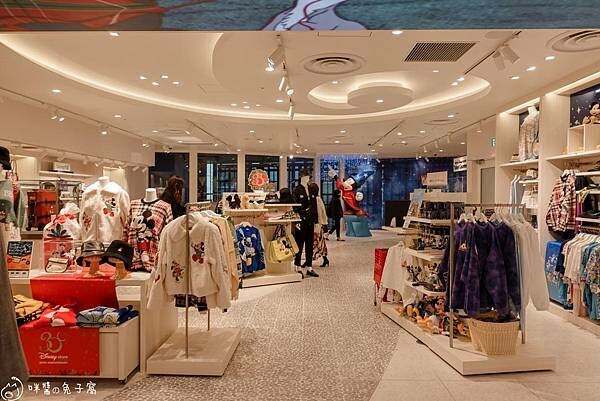 東京旅遊。新宿迪士尼旗艦店 迪士尼控必逛 疫情間開的東京