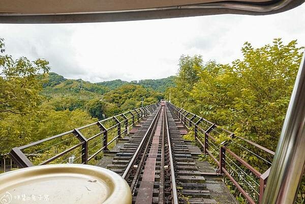 苗栗旅遊。勝興車站 舊山線鐵道電動自行車  懷舊景點小火車之