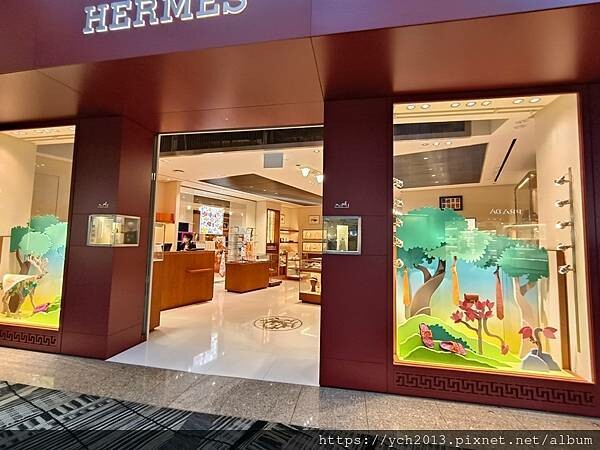 新加坡樟宜機場第三航廈蝴蝶園與藝術作品