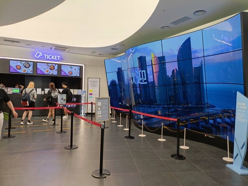 釜山X the SKY：眺望海雲台美景，世界上最高星巴克韓國