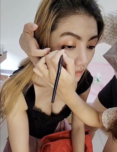 彩妝教學【美妝】桃園彩妝師教學，保養彩妝二合一，Joy老師韓