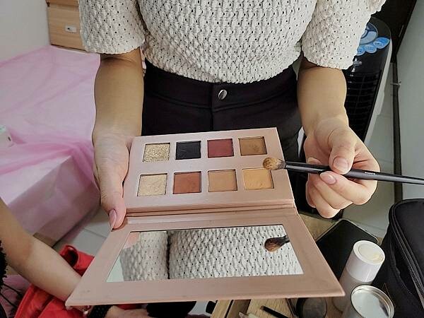 彩妝教學【美妝】桃園彩妝師教學，保養彩妝二合一，Joy老師韓