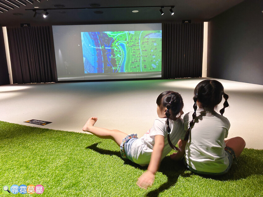 ★ 台中親子景點★ 中央公園遊客中心,以航空為主題打造的特色