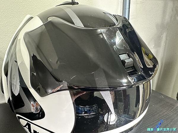 [部品開箱] Arai Tour-Cross V Disco
