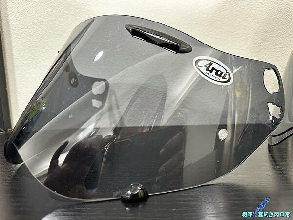 [部品開箱] Arai Tour-Cross V Disco