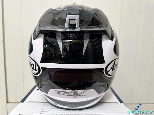 [部品開箱] Arai Tour-Cross V Disco