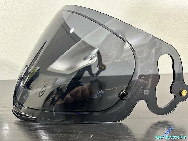[部品開箱] Arai Tour-Cross V Disco