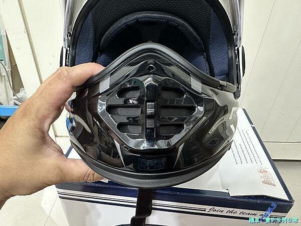 [部品開箱] Arai Tour-Cross V Disco