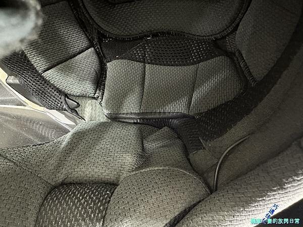 [部品開箱] Arai Tour-Cross V Disco