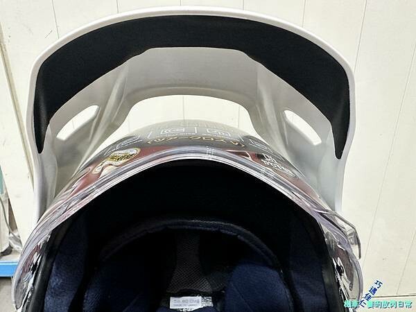 [部品開箱] Arai Tour-Cross V Disco