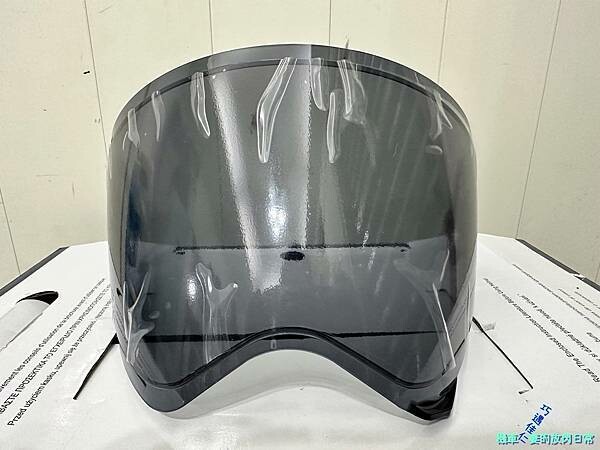[部品開箱] Arai Tour-Cross V Disco